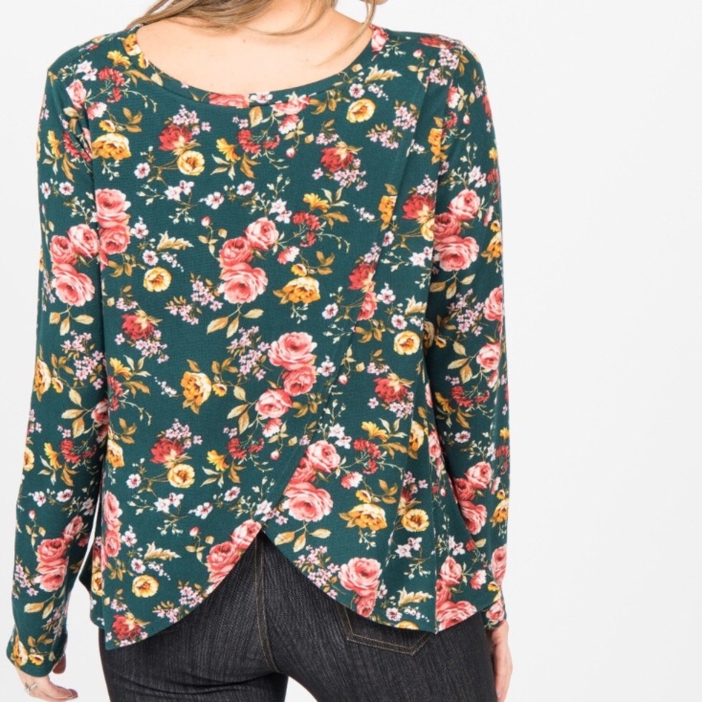 A&D Hacci Crossover Sweater